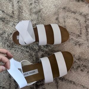 Steve Madden girl sandals